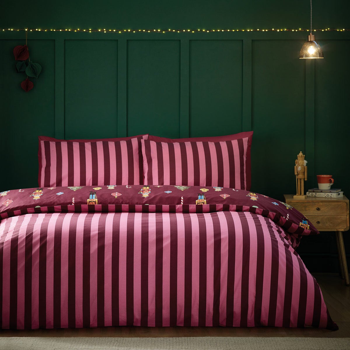 Catherine Lansfield Christmas Nutcracker Stripe Reversible Duvet Cover Set In 3 Sizes