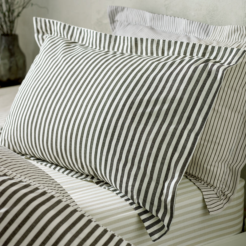 Hebden Black Stripe 100% Cotton Duvet Cover Set | Black Bedding | Yard – Riva Home